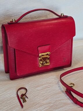 Louis Vuitton Epi Leather Monceau Bag W/ Strap Keys Red Crossbody Purse